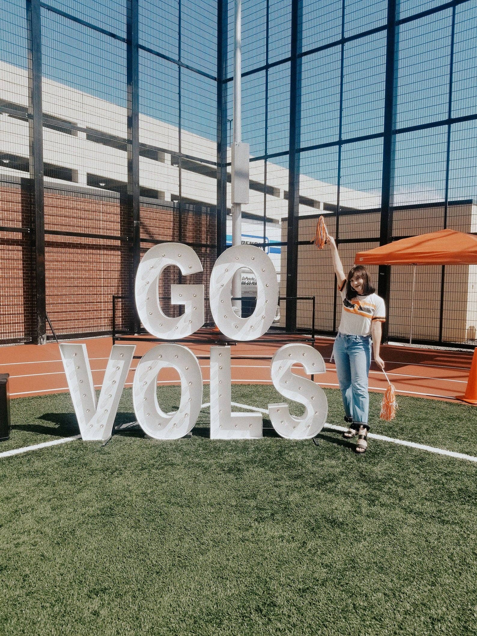 That Clay Girl Co. - Wholesale Dangle Earrings - Polymer Clay Earrings | Two Tone Earrings | UTK | Vols6