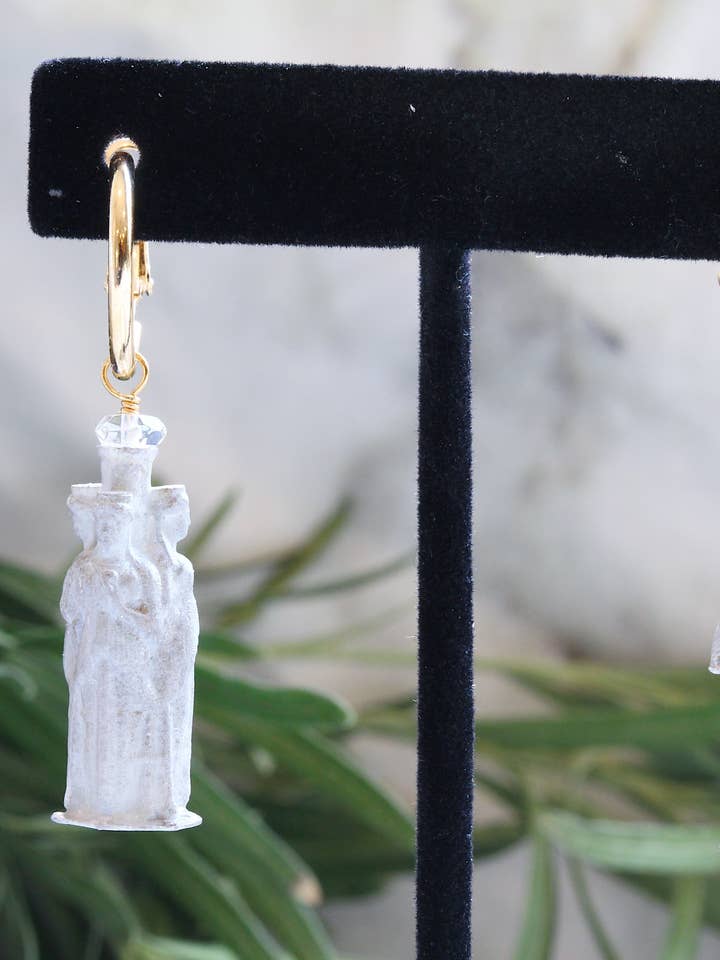 Boucles d'oreilles Muse pour la vente par Artifacts World