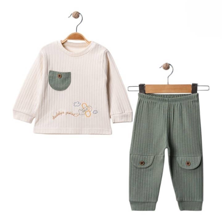 Cheeky Nomads - Wholesale Top & Pant Set - Baby - 2-piece baby set made of cotton with airplane motif0