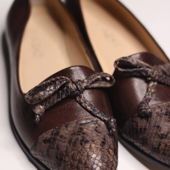 Nyashii – Engroshandel Flade sko - Dame – Fru Alice - Brun slange X Nyashii