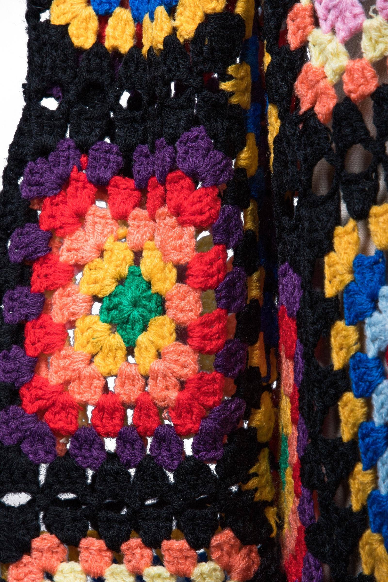 SAACHI - Vente Kimono – femme - Cardigan kimono long en crochet granny à motifs floraux multicolores12