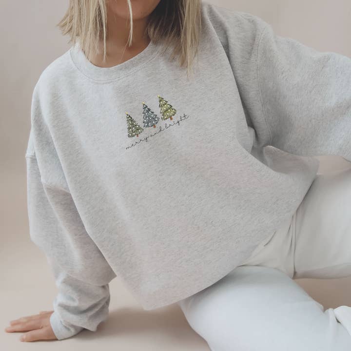 P E T I T R U E - Venta al por mayor Sudadera - Mujer - Sudadera navideña bordada con forma de árbol de Navidad 9