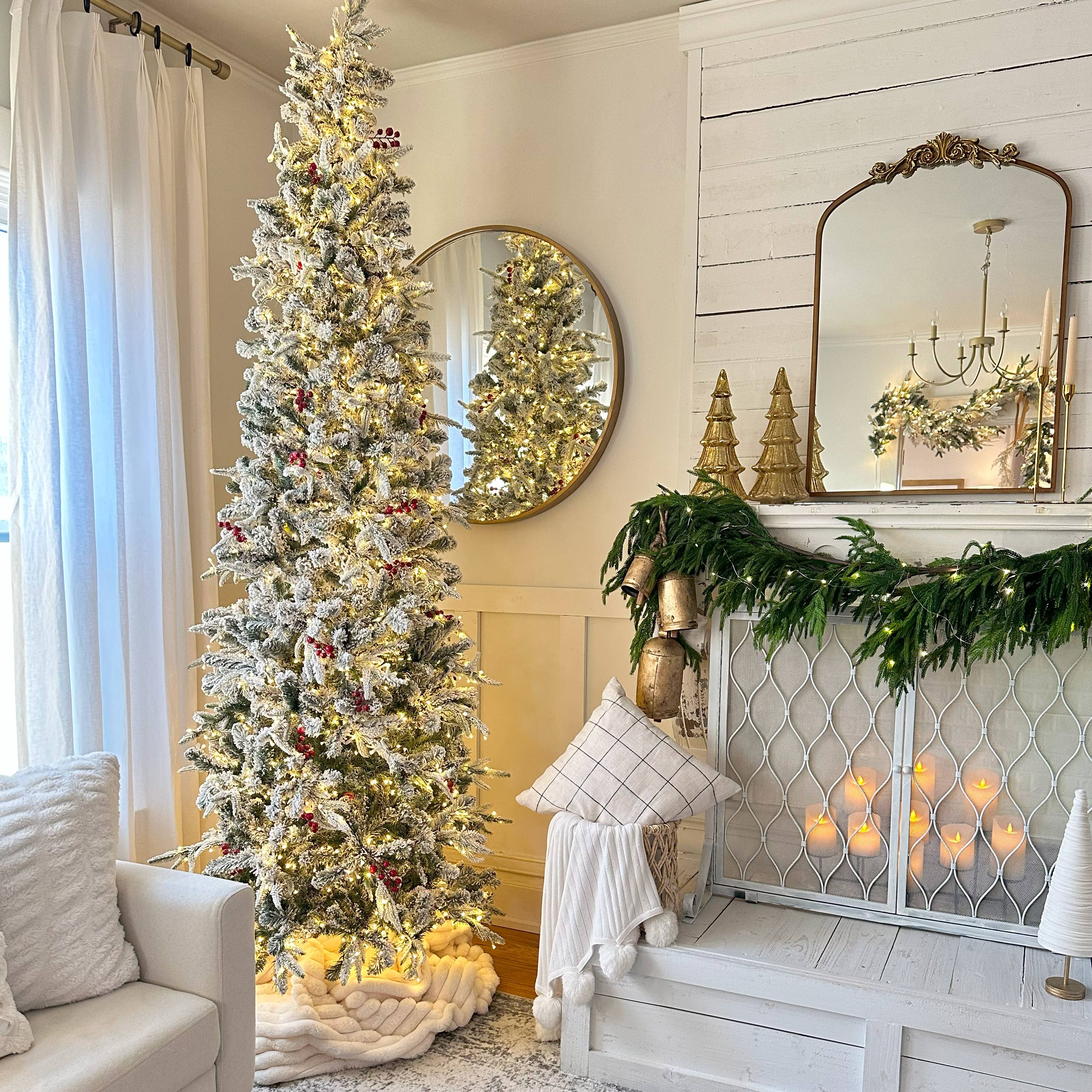 Haute Decor - Wholesale Artificial Christmas Tree - 9 Foot Lexington Christmas Tree5