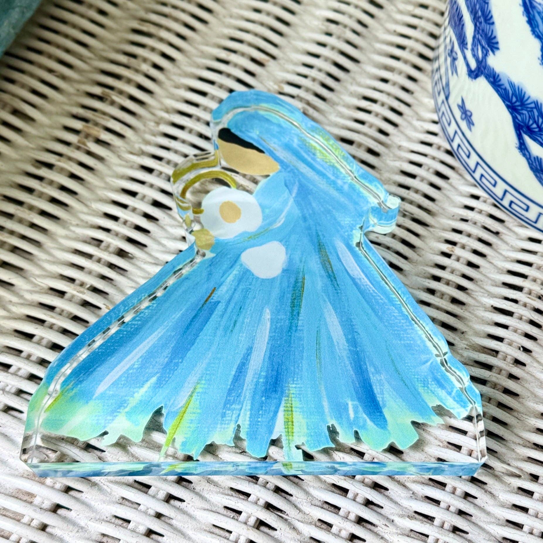 Lemondaisy Design - Wholesale Decorative Tabletop Object - Acrylic Block Madonna and Child Art4