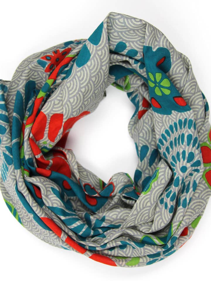 Quadrato Cotone Seigaiha Grigio per la vendita all'ingrosso da parte di Les Belles Vagabondes