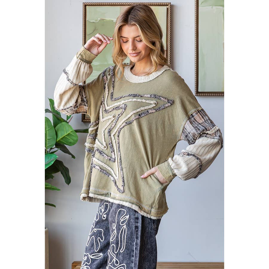 Oli&Hali – Engroshandel Sweatshirt - Dame – VASKET STJERNE PATCHWORK LANGÆRMET STRIKTRØJE0