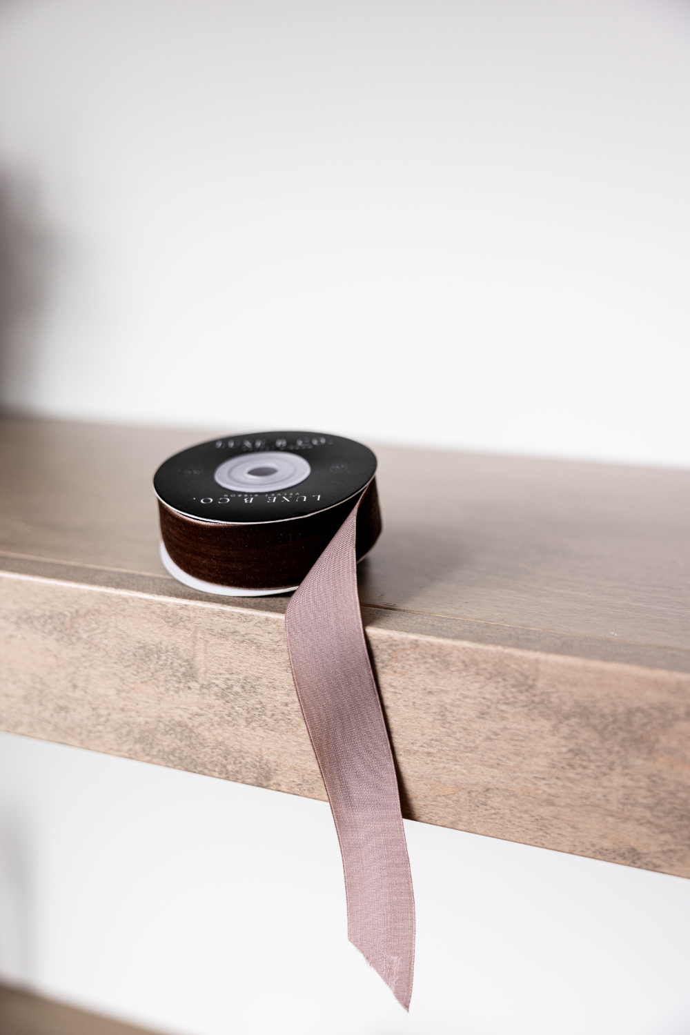 Luxe B Co - Wholesale Ribbon - Gift Wrapping - Ribbon Brown Velvet Christmas Decor Luxe B Co.3