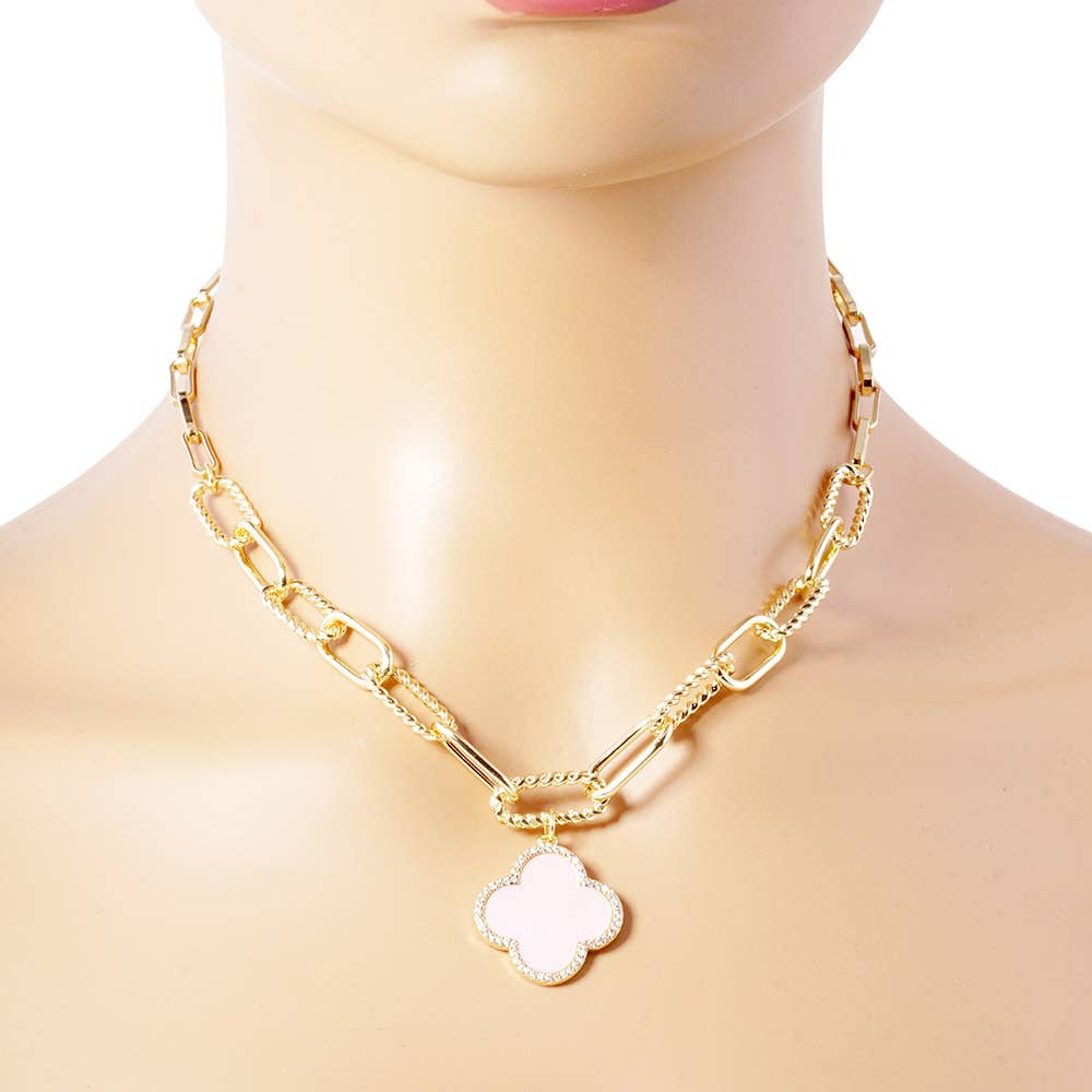 Sensibling Corp. - Wholesale Pendant/Charm Necklace - Gold Dipped Quatrefoil Pendant Paperclip Chain Necklace
8