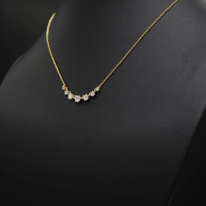 A Charmed Impression – Engroshandel Halskæde med vedhæng – Dattergaver fra mor far • Gave til voksen datter • Datter fødselsdagskort og smykker • Julegaver til kvinder Teenagepige • 7 krystal halskæde1