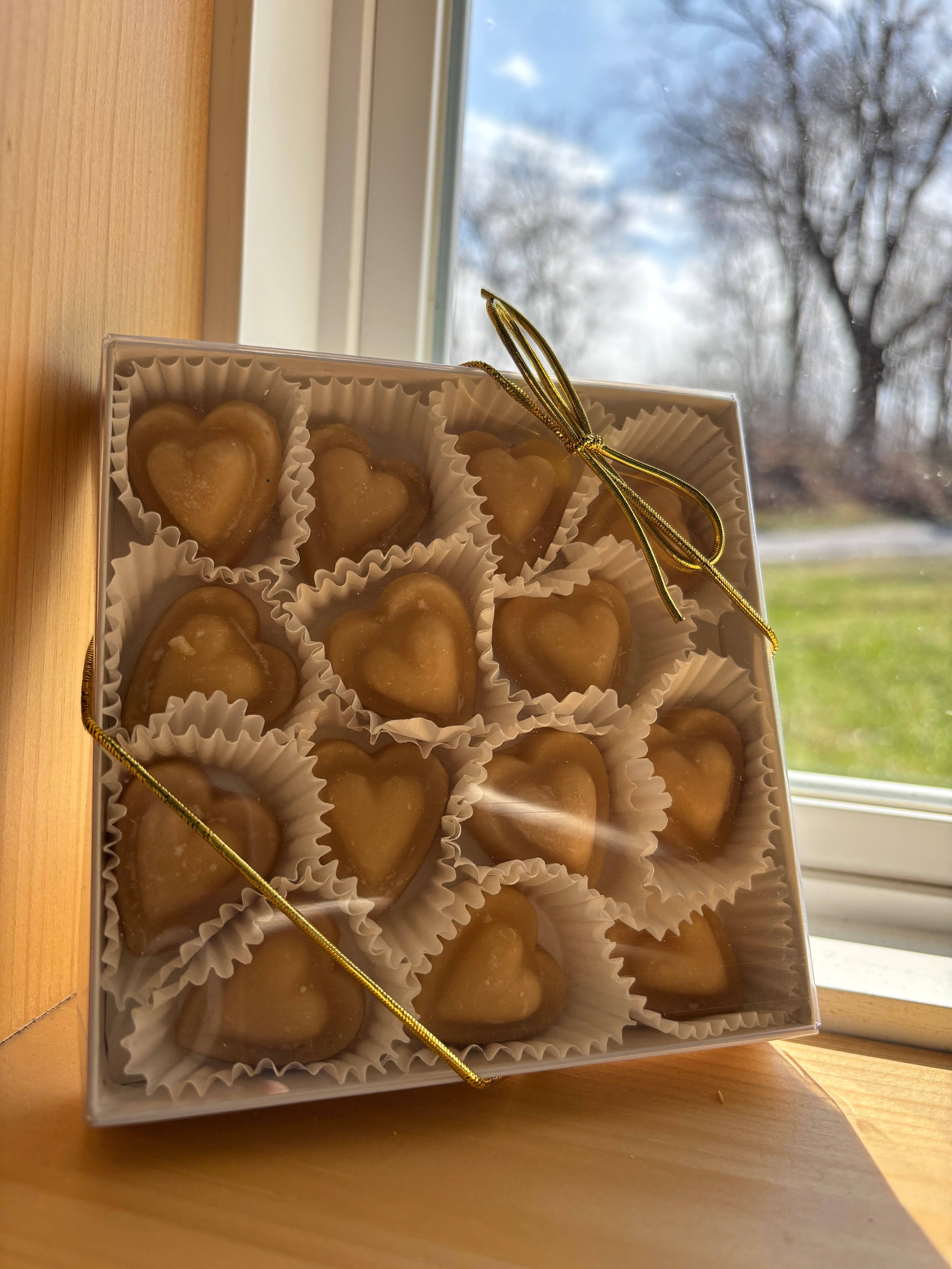 Maple City Candy - Wholesale Hard Candy - Pure Vermont Maple Candy- Hearts Gift Box- 14 Piece4