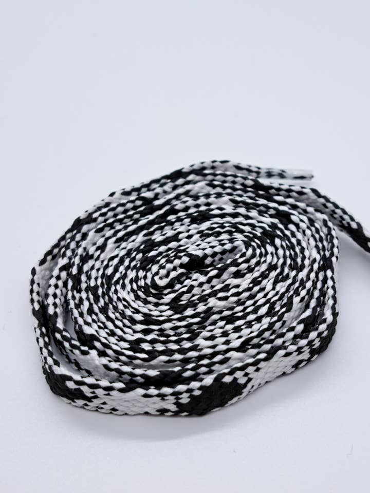 The Shoelace Factory - Wholesale Shoelaces - Unisex - Flat Argyle Shoelaces - Black and White2