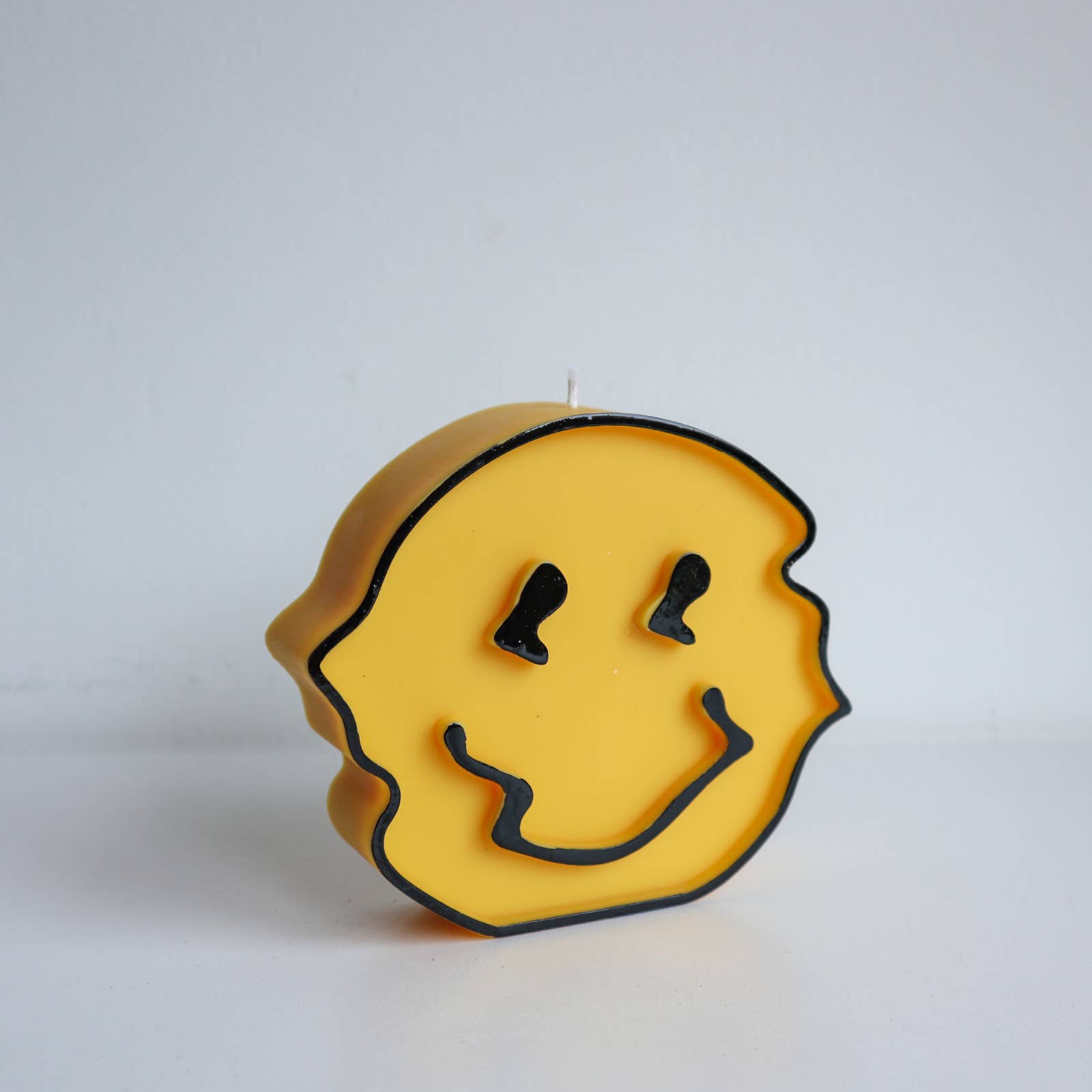 Drop Dead Candles - Wholesale Novelty Candle - Smiley Face Candle3