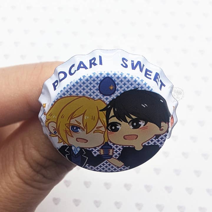 squibblefu - Wholesale Lapel Pin/Button - Pocari Sweet | Hirano to Kagiura | Bottle Cap Pin-back Button7