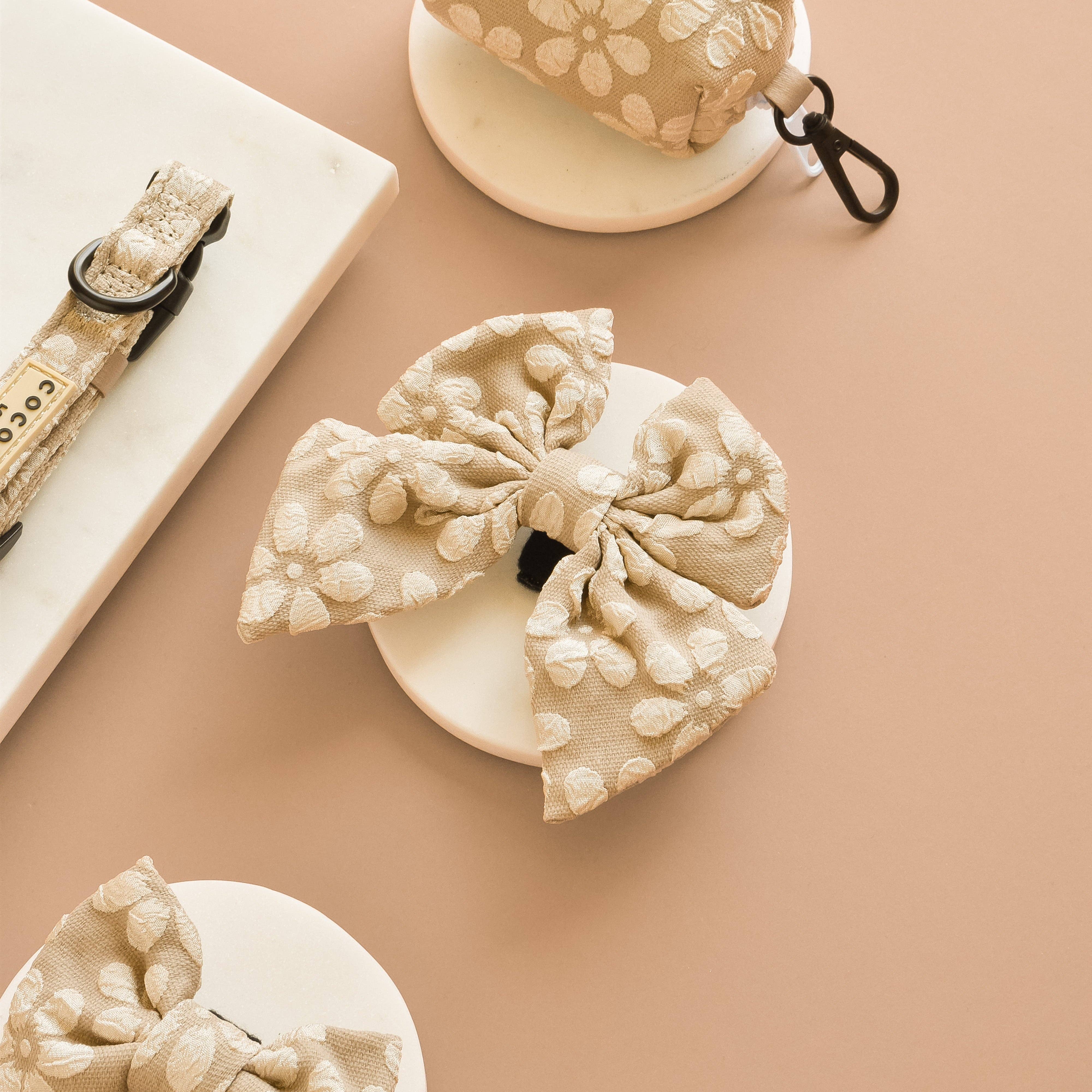 Cocopup London - Vente Nœud papillon – chien - Nœud papillon de luxe Sailor - Moka Flower1