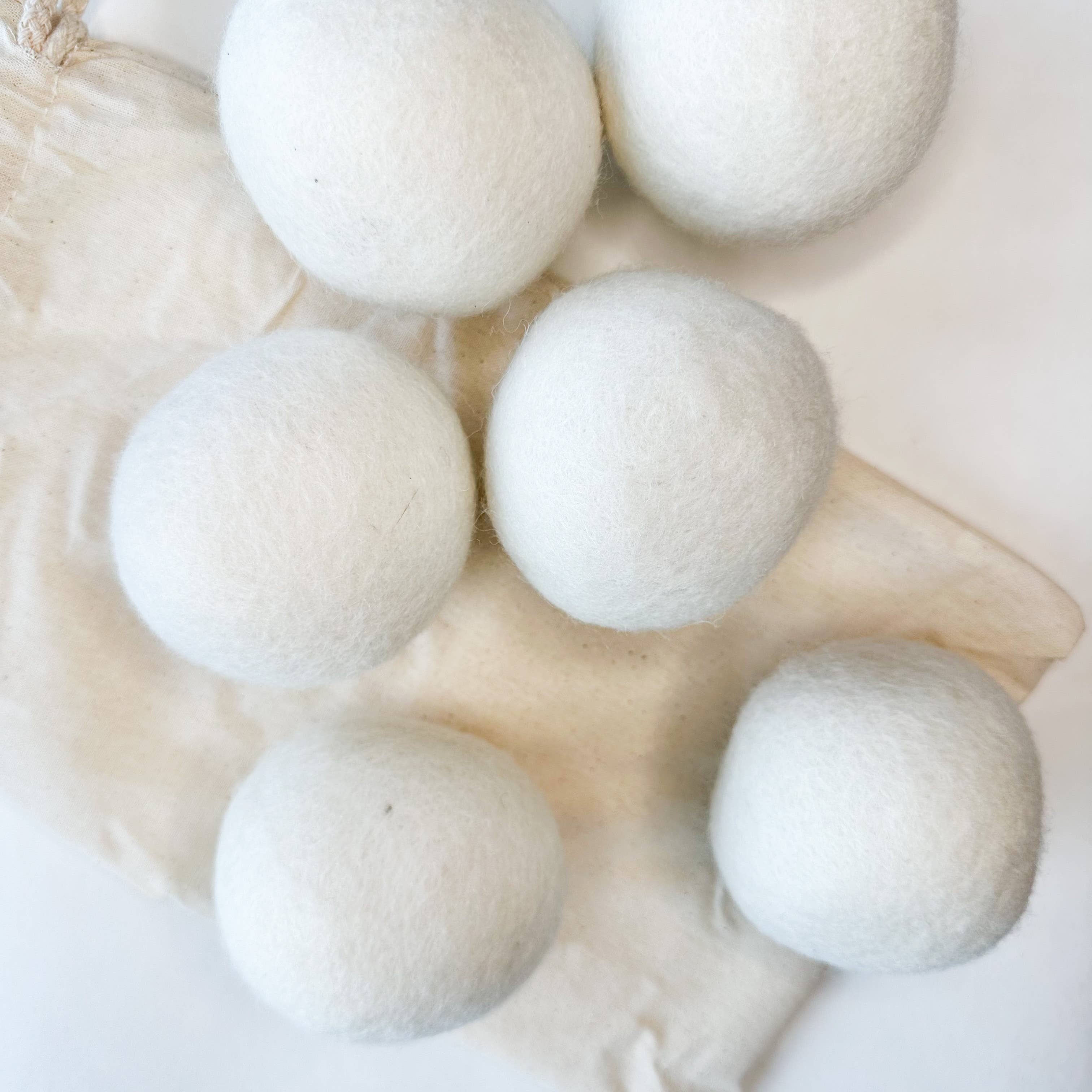 Smile Boutiques - Wholesale Dryer Balls - Natural Organic Handmade Wool Dryer Balls - Set of 61