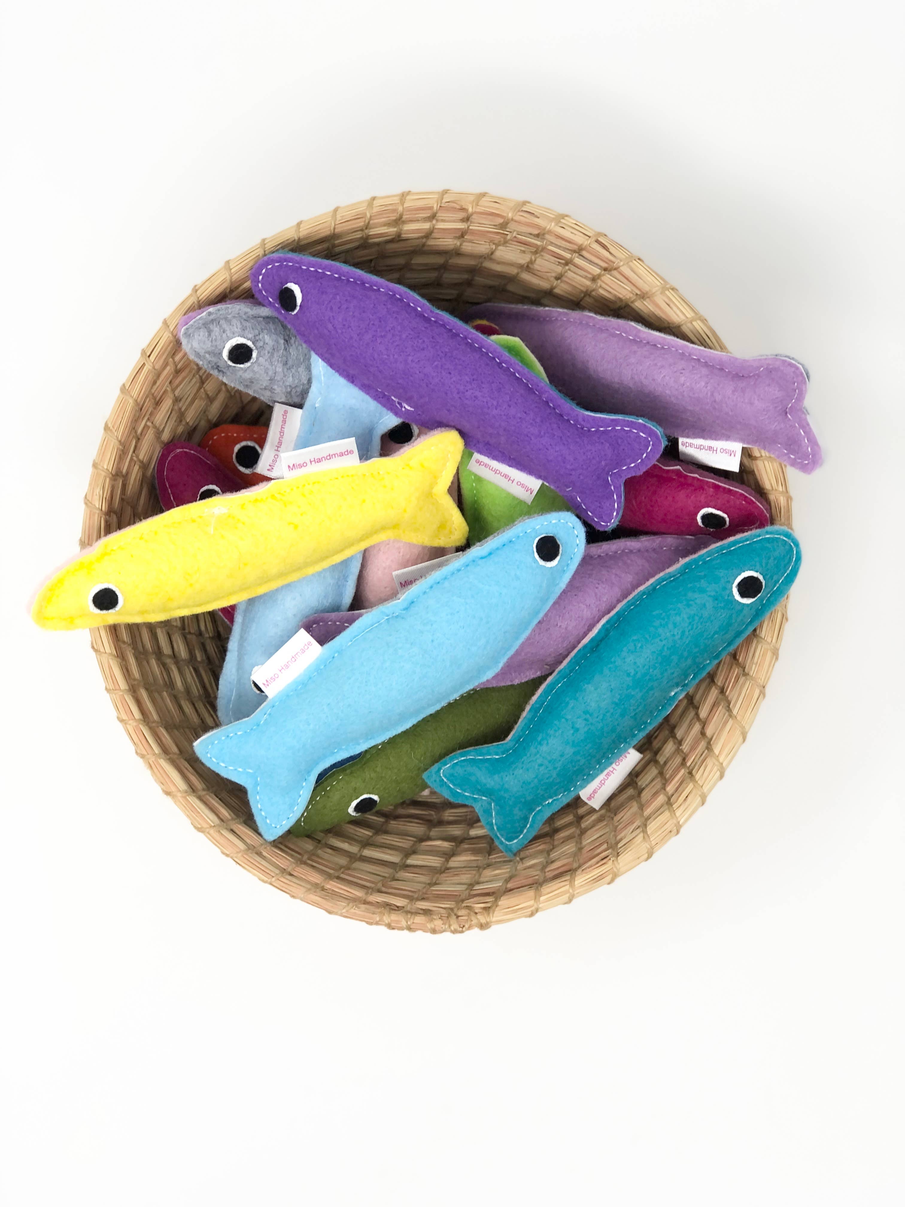 Miso Handmade - Wholesale Pet Toy - Cat - Wool Catnip Sardines s/3 & Bulk5