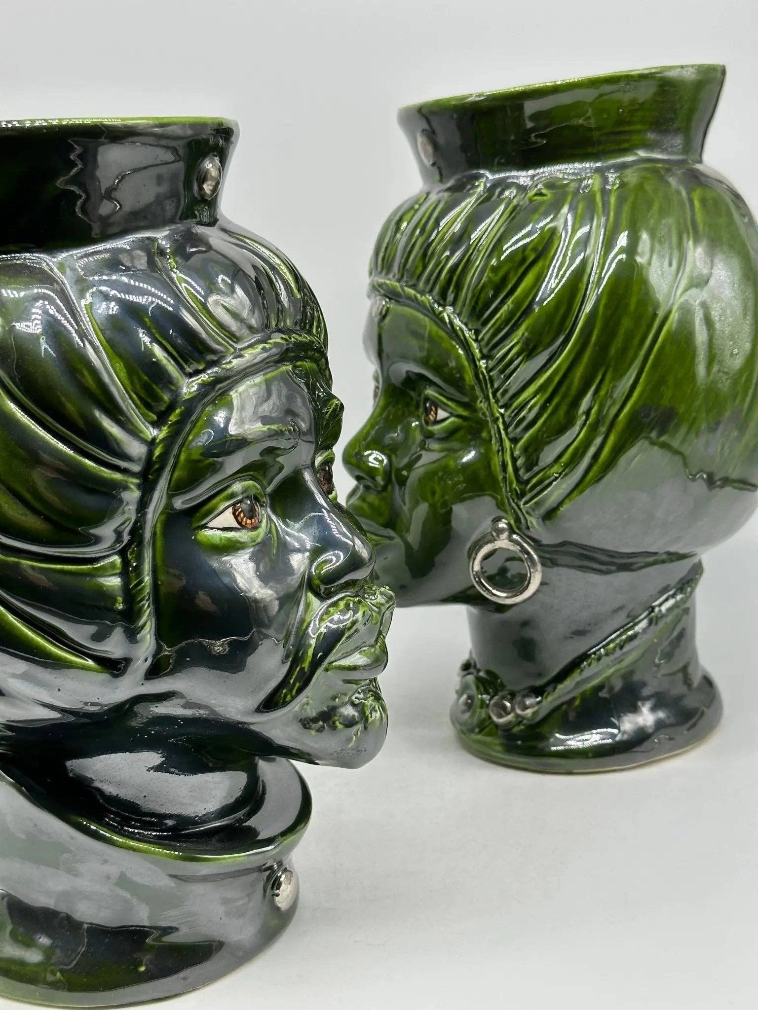 DD Ceramiche Siciliane - Vendita all'ingrosso Statuette decorative - Teste di Moro Mediterraneo Ceramica Caltagirone cm H.29 L.22 Artigianale Verde Platino8