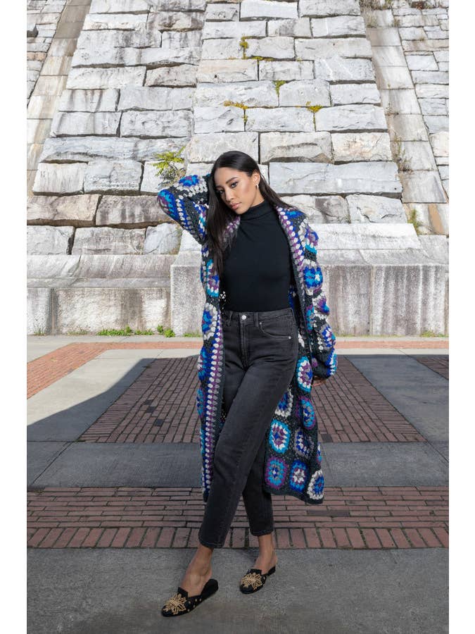 SAACHI – wholesale Kimono - Dam – Virkad kimono med huva i ull lång