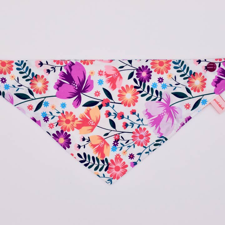 Hundehalstuch Blumenwiese für den Großhandel von pinkabell e.U.