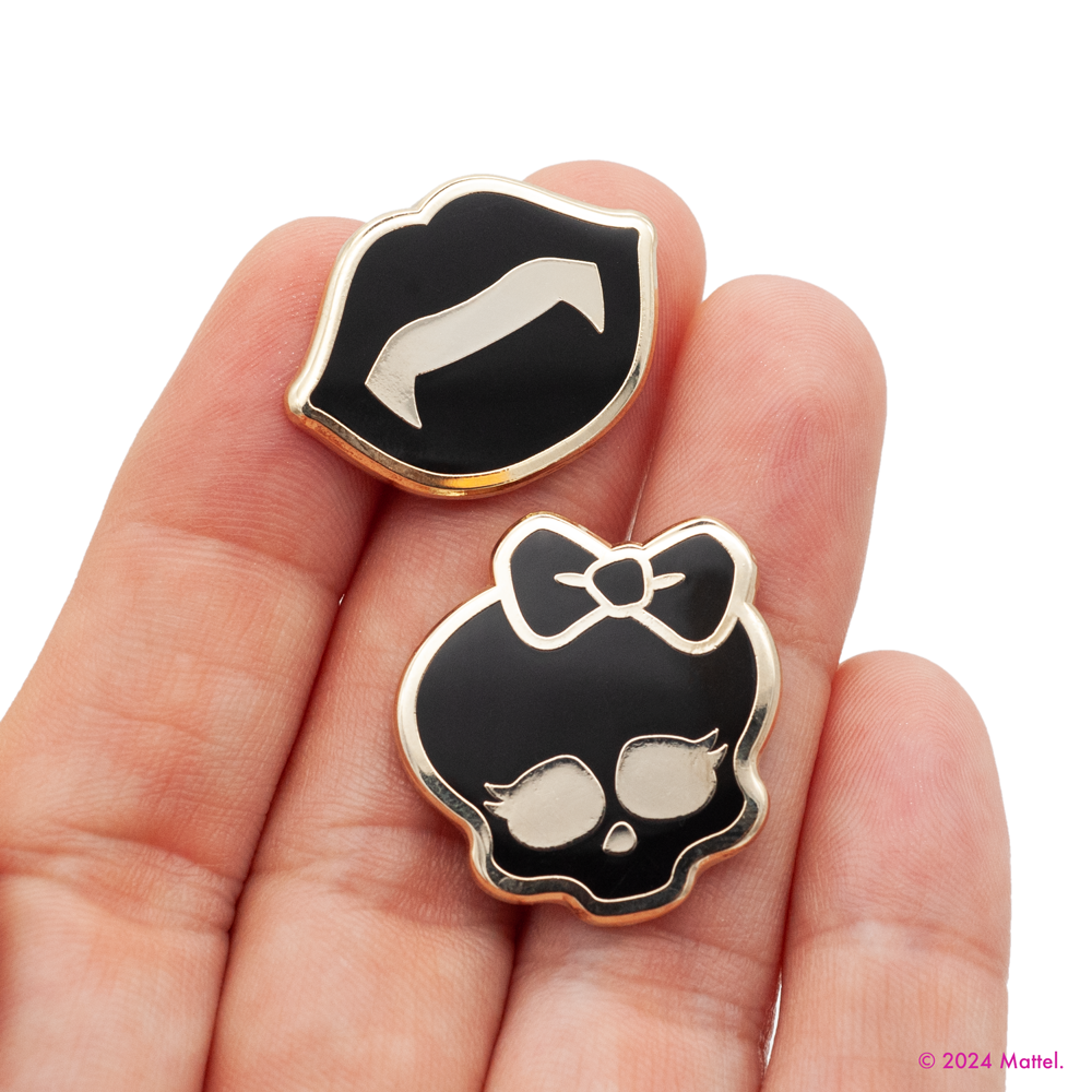 Little Shop of Pins - Wholesale Lapel Pin/Button - Monster High™ Skullette and Fangs Pin Set2
