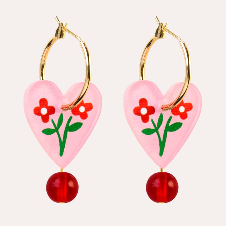 Boucles d'oreilles créoles en forme de cœur | Rose | Cadeau de bijoux pour elle pour la vente par Natalie Lea Owen – Handmade Jewellery & Greeting Cards