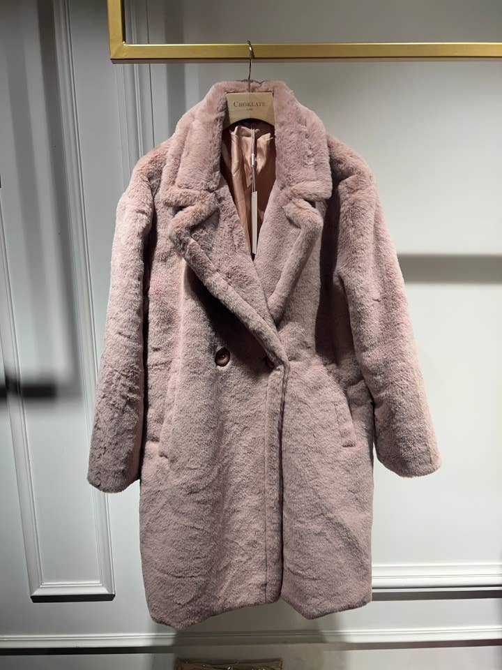 CHOKLATE PARIS - Wholesale Fur/Faux Fur Coat - Women's - Oversized faux fur coat - Y138