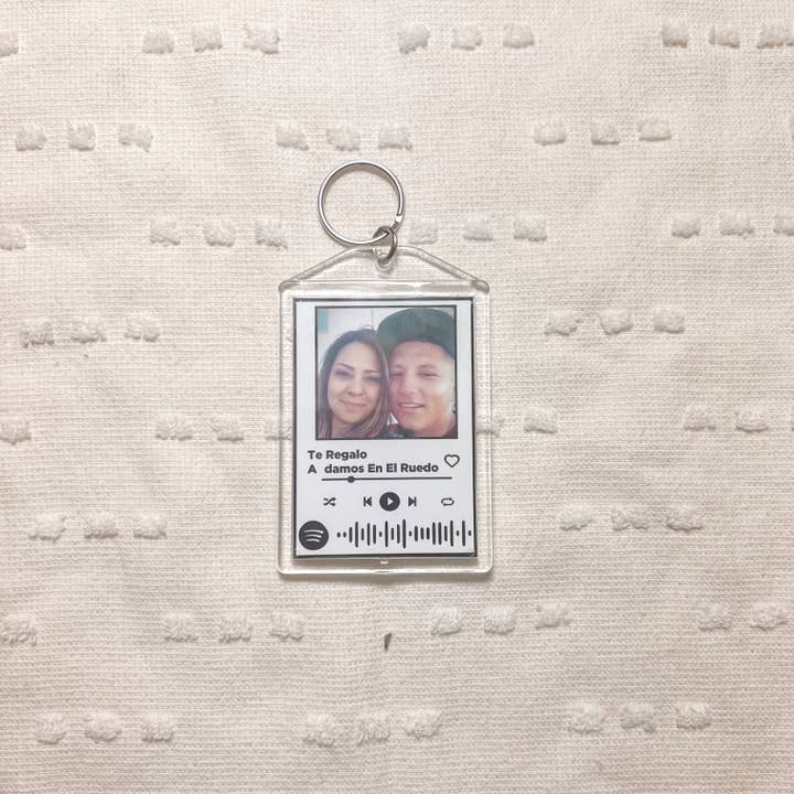 Portachiavi album personalizzato per la vendita all'ingrosso da parte di Soy Senorita