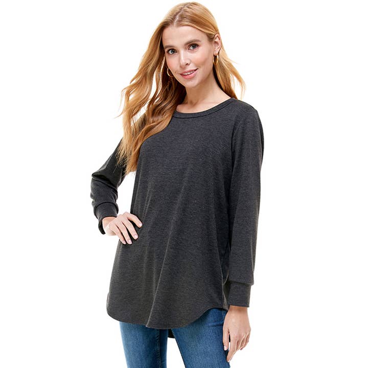 Azules Clothing - Wholesale Tunic - Women's - ATP-2321FT-Women's Oversized Long Sleeve Crew Neck Tunic4