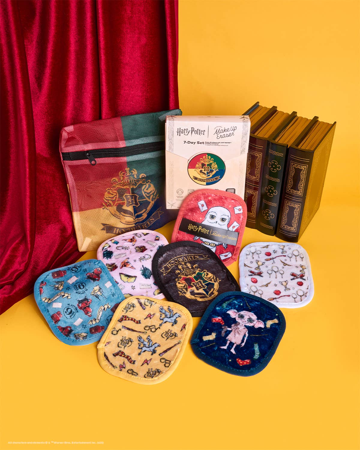 The Original MakeUp Eraser - Wholesale Make-up remover - Harry Potter™ 7-Day MakeUp Eraser | Hogwarts™ Gift Set2