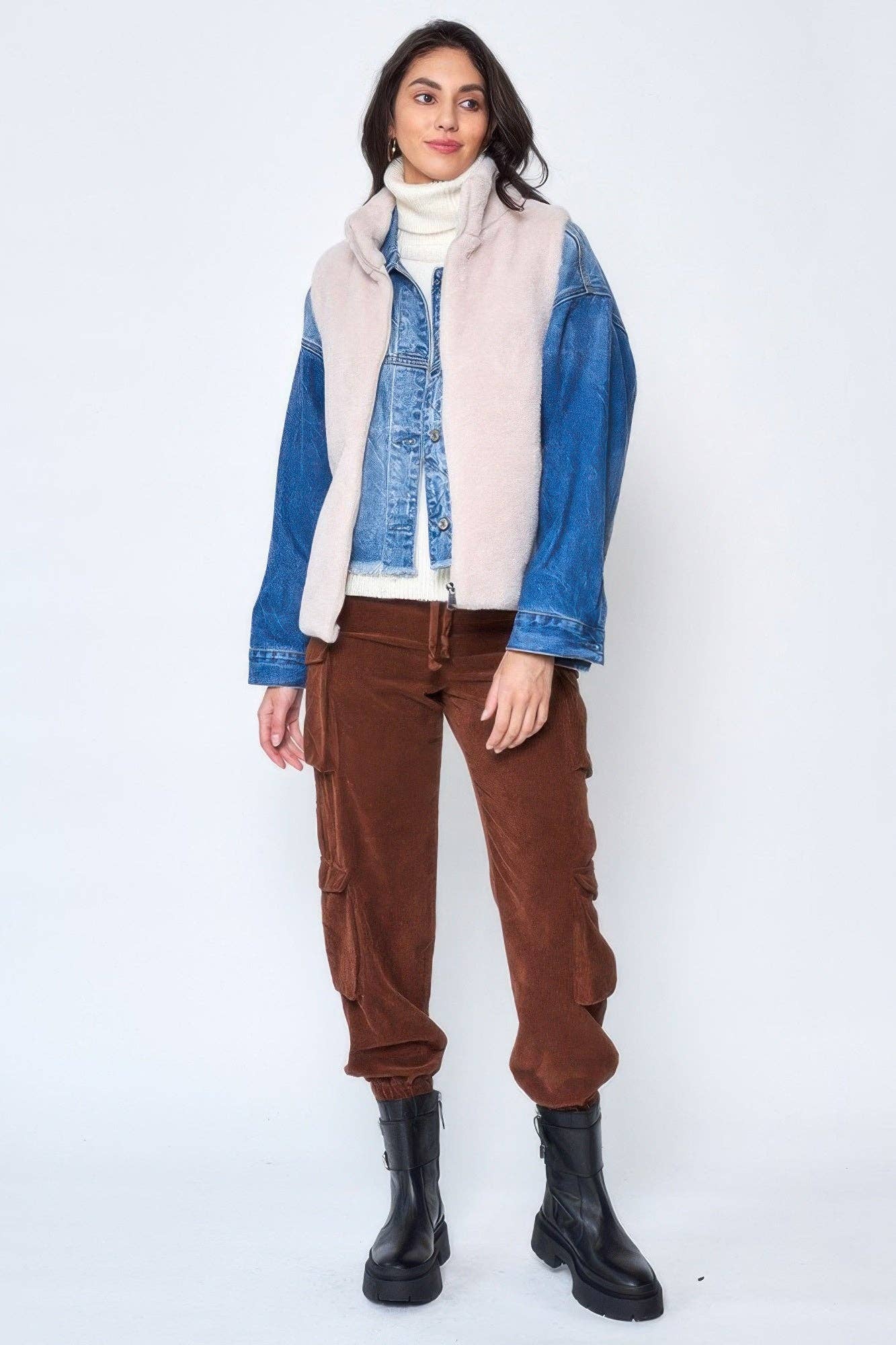 CC Wholesale Clothing - Wholesale Outerwear Vest - Women's - Solid Faux Fur Vest9