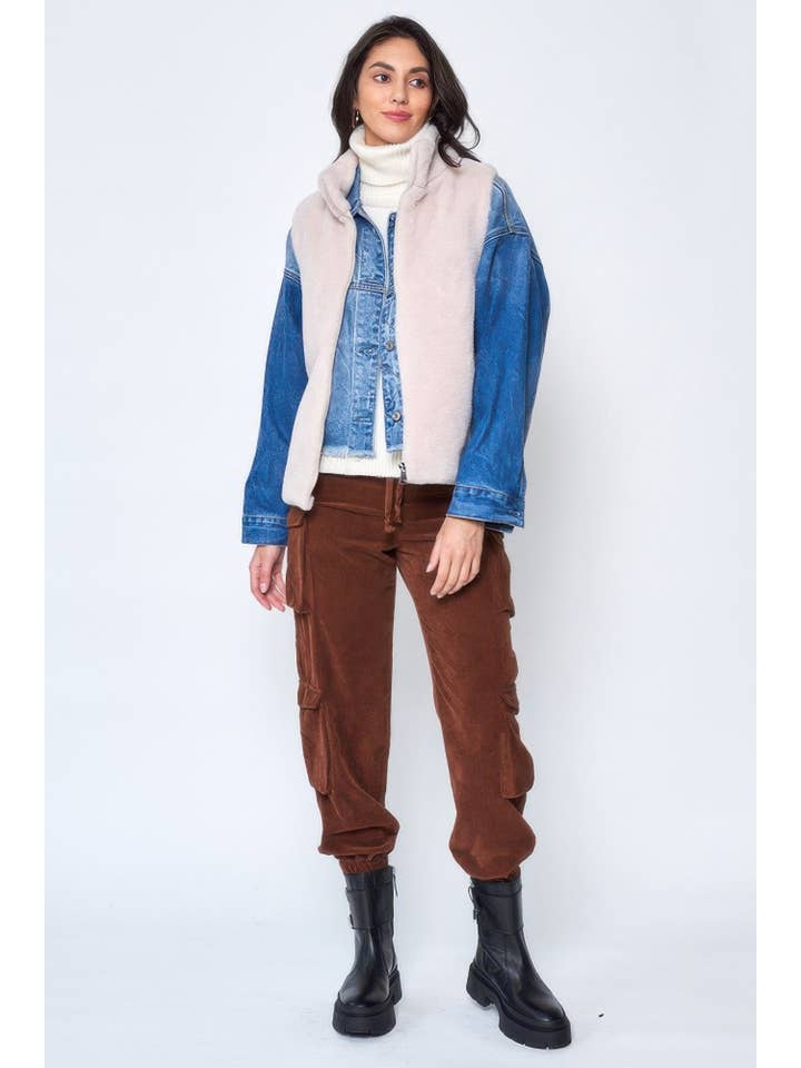 CC Wholesale Clothing - Wholesale Outerwear Vest - Women's - Solid Faux Fur Vest9