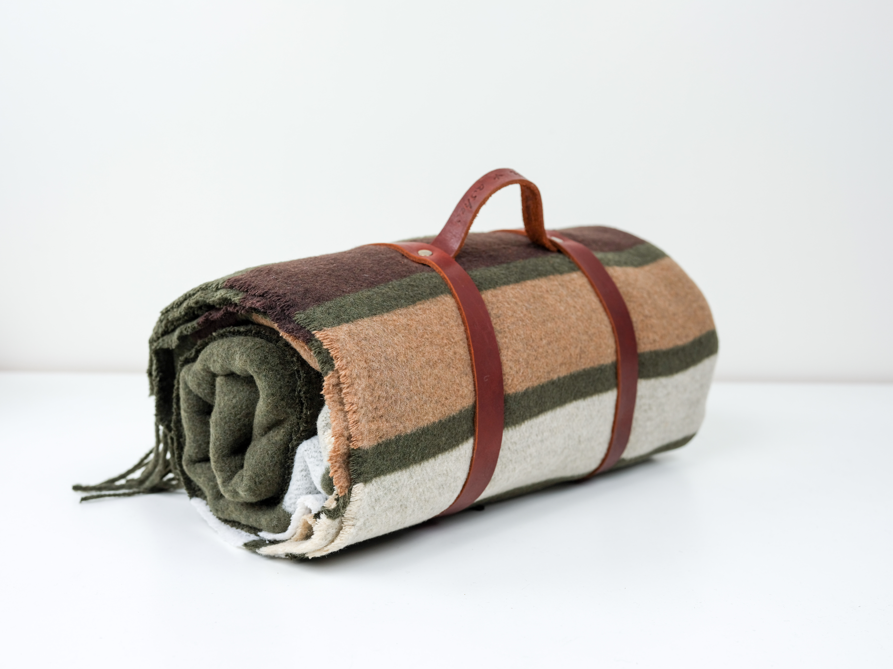 Sackcloth & Ashes - Wholesale Travel Blanket - Leather Blanket Roll Strap7