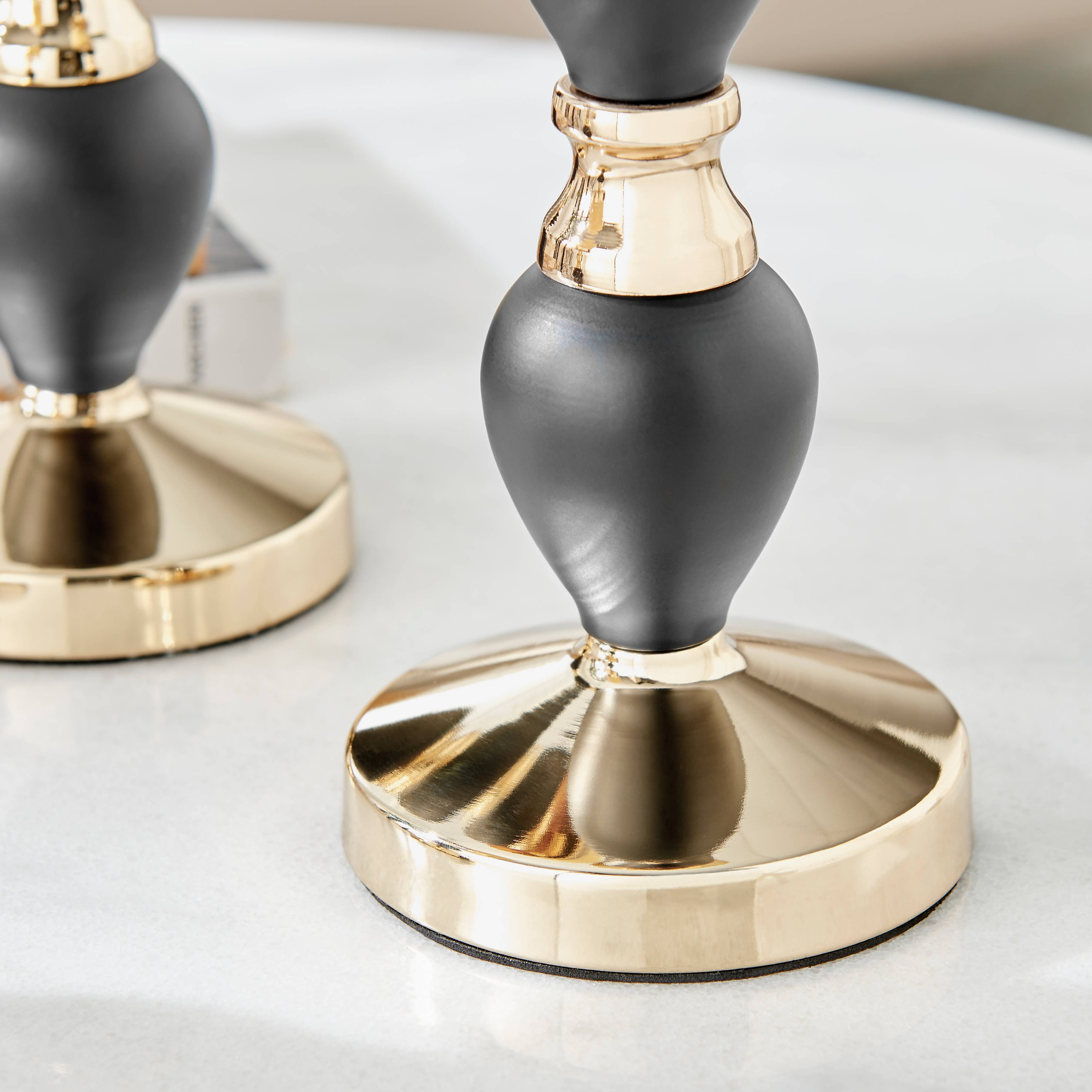 Danya B - Vendita all'ingrosso Portacandele - Set da 3 portacandele taper neri e oro Talia9