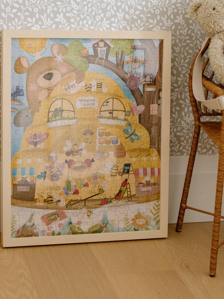 Honeycomb Cafe 200 Stukjes Puzzel voor wholesale door Once Upon a Puzzle U.S