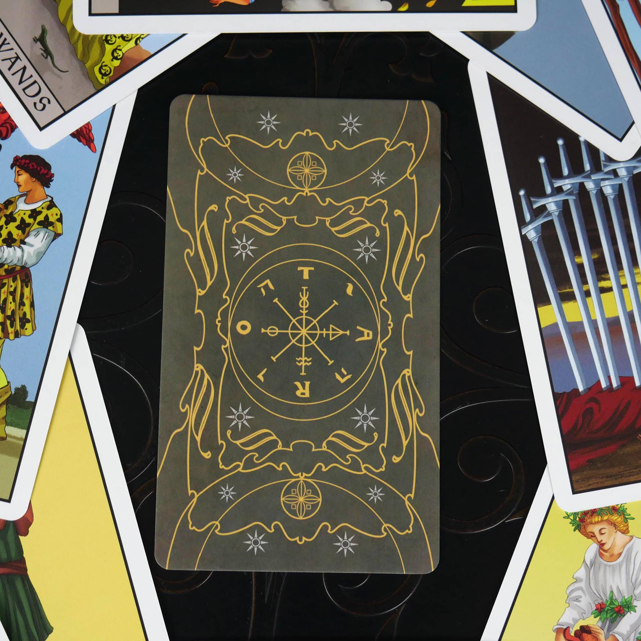 Da Brigh Tarot - Wholesale Tarot Cards - Lustrous Tarot Modern Tarot Cards Deck7