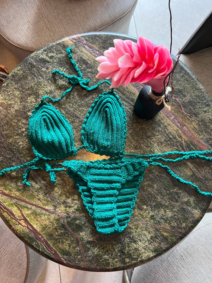 Smaragd Hæklet Kini for engroshandel hos Wear Daydream