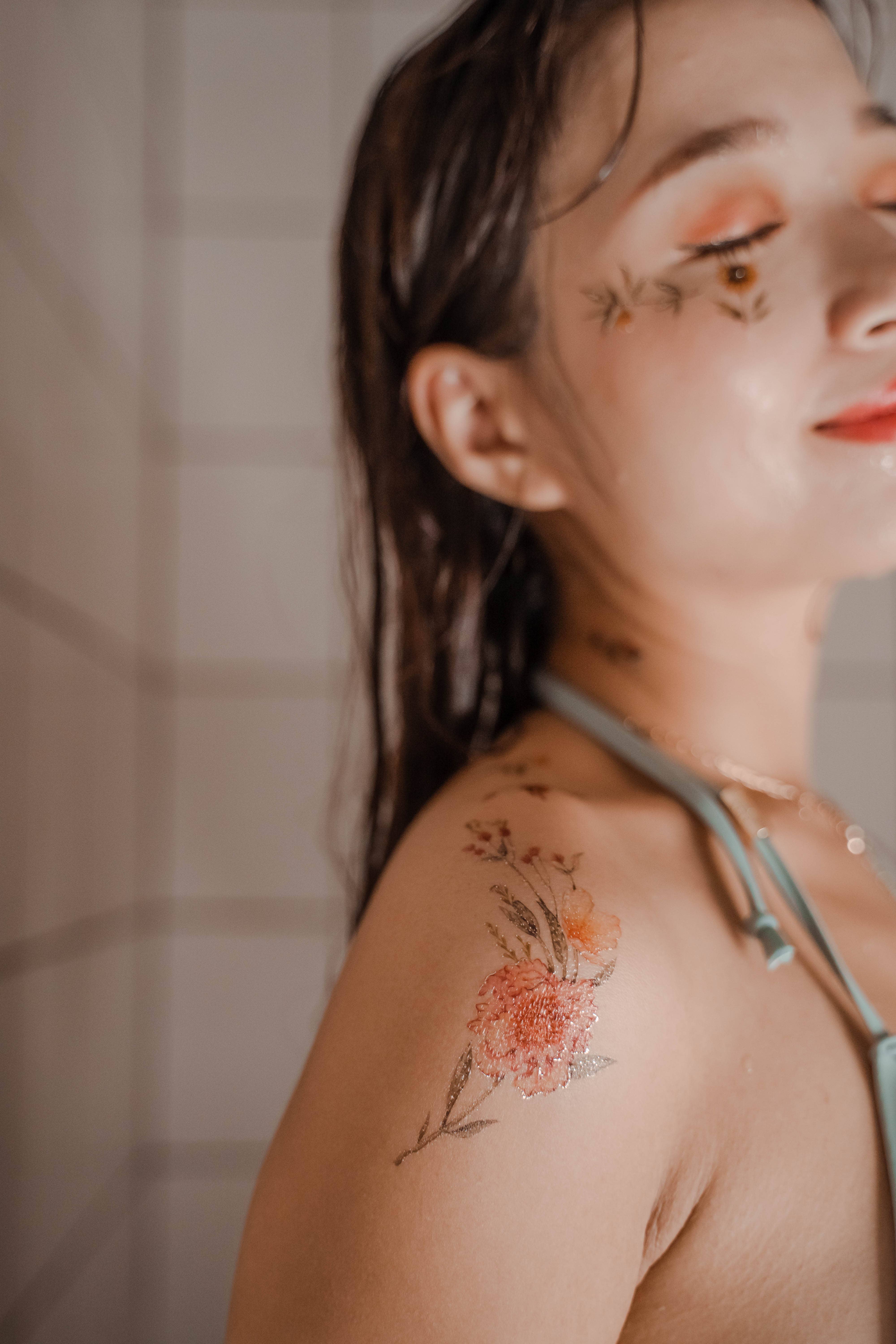 PAPERSELF - Vendita all'ingrosso Tatuaggi temporanei - Rose & conigli tatuaggio adesivi temporanei7