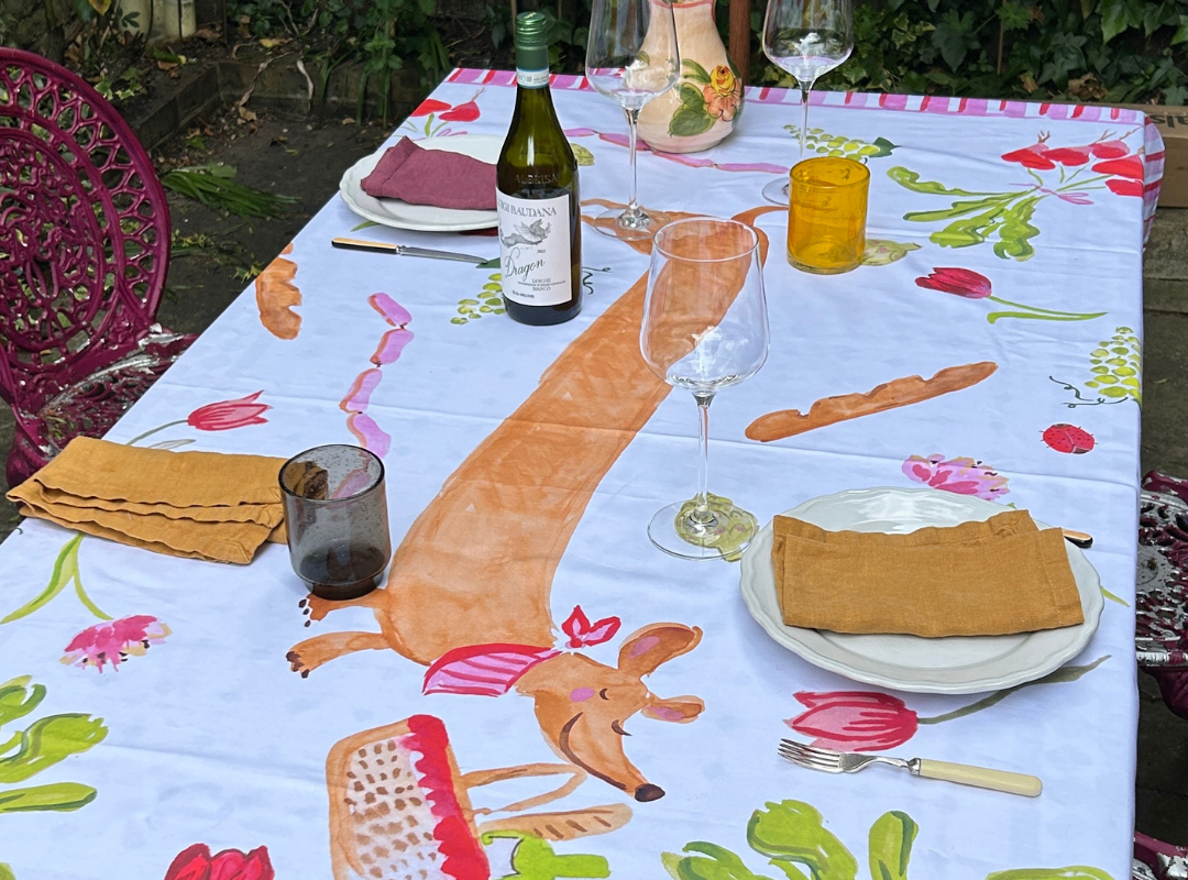 Ofelia Botella – wholesale Tablecloth – The Picnic Parade Tablecloth4