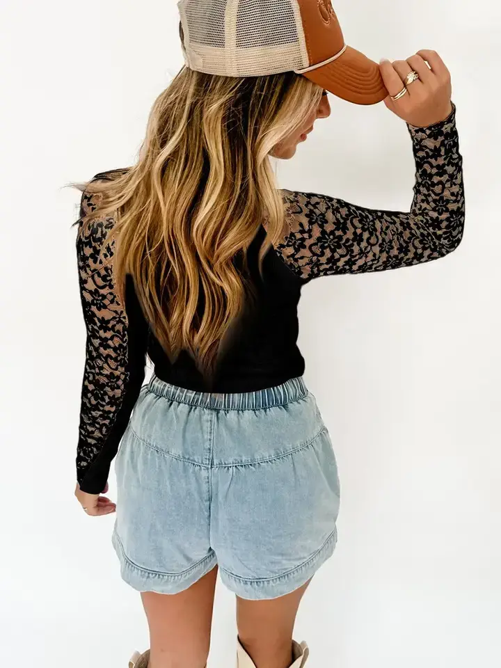 Lovesoft - Wholesale Knit Top - Women's - Beige Floral Lace Patchwork Long Sleeve High Neck Slim Top8