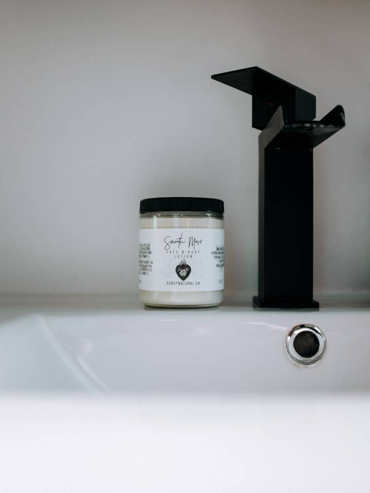 Lotion pour cheveux nus Bare Nude pour la vente par Purdy Natural