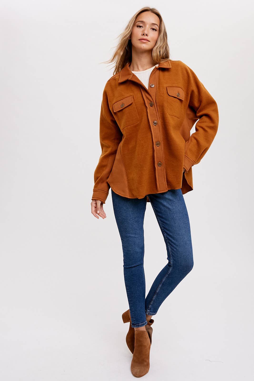 Bluivy – Engroshandel Skjortejakke/shacket – til kvinder – BØRSTET TERRY KNAP OP SHACKET15