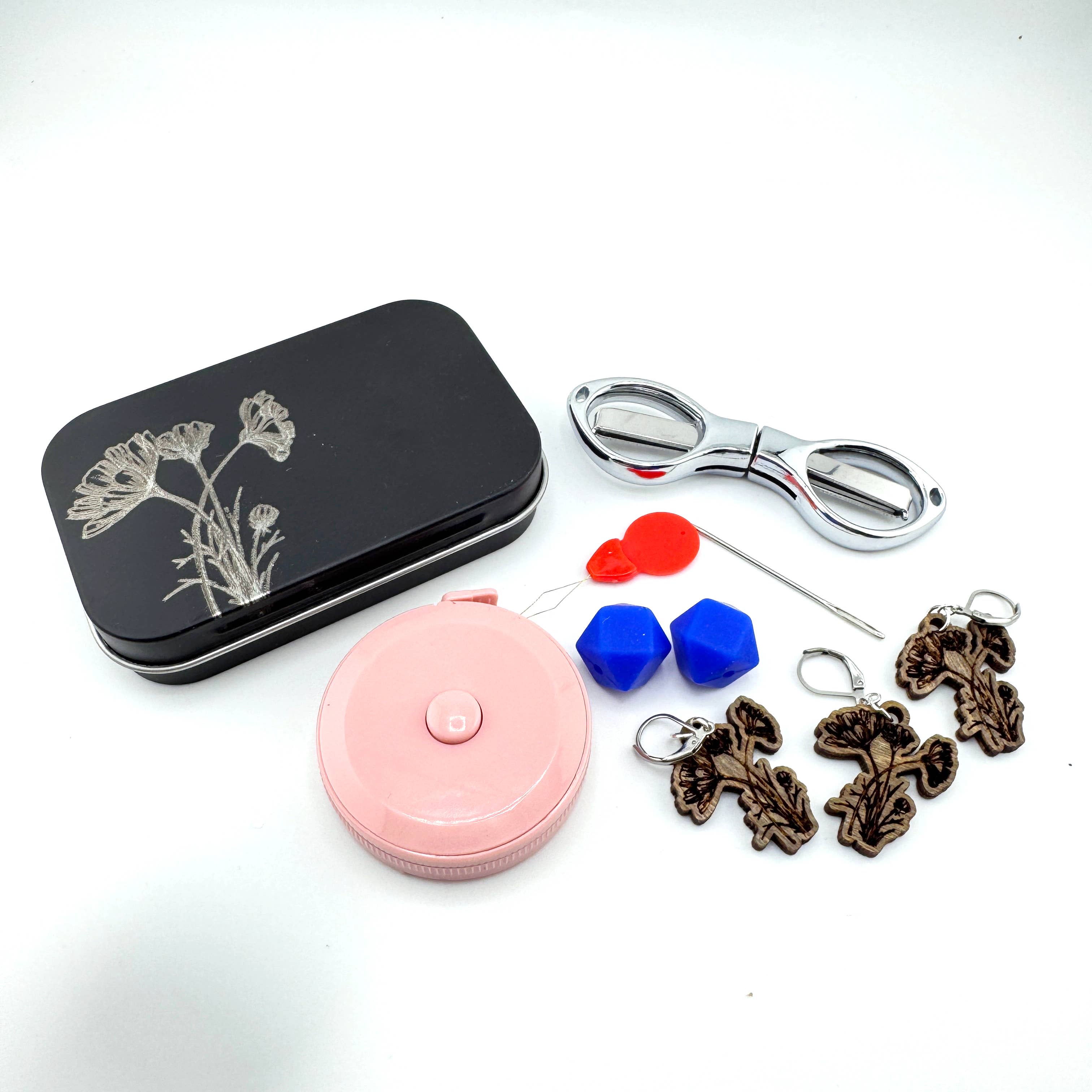 Art by Erica H & Rebel Stitchers - Wholesale Knitting/Crochet Supplies - Poppies Notions Metal Tin Kit with Magnetic Needle Holder1