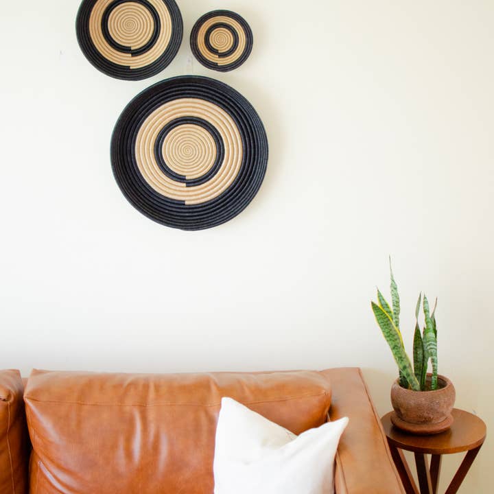 Moderne neutrale gewebte Wandbehang – Revolve für den Großhandel von Azizi Life