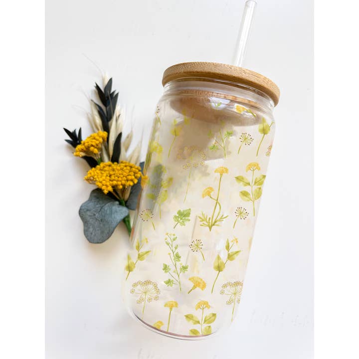 Wilderness Grace – wholesale Drinking glass/cup – Yellow Floral Glass Can with Bamboo Lid & Straw