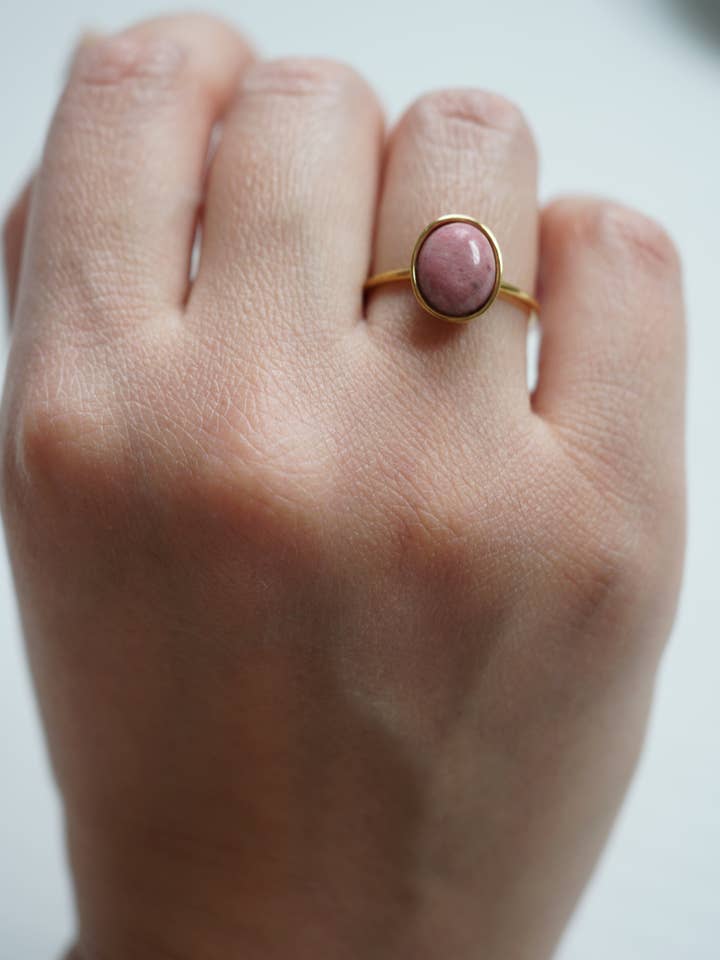 Elegant Stone Adjustable Ring for wholesale by Sonqo