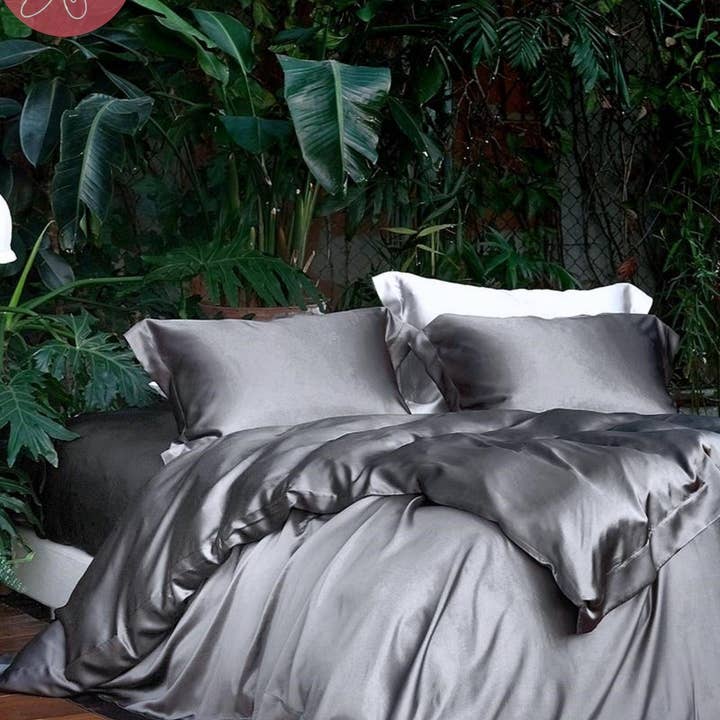 SueSilkHK – wholesale Bedding set – Sophisticated Minimalist Satin Bedding/Unique Encryption Weaving/Satin Bedding Set 4 Pic/Ideal Housewarming Gift for any Bed Size2