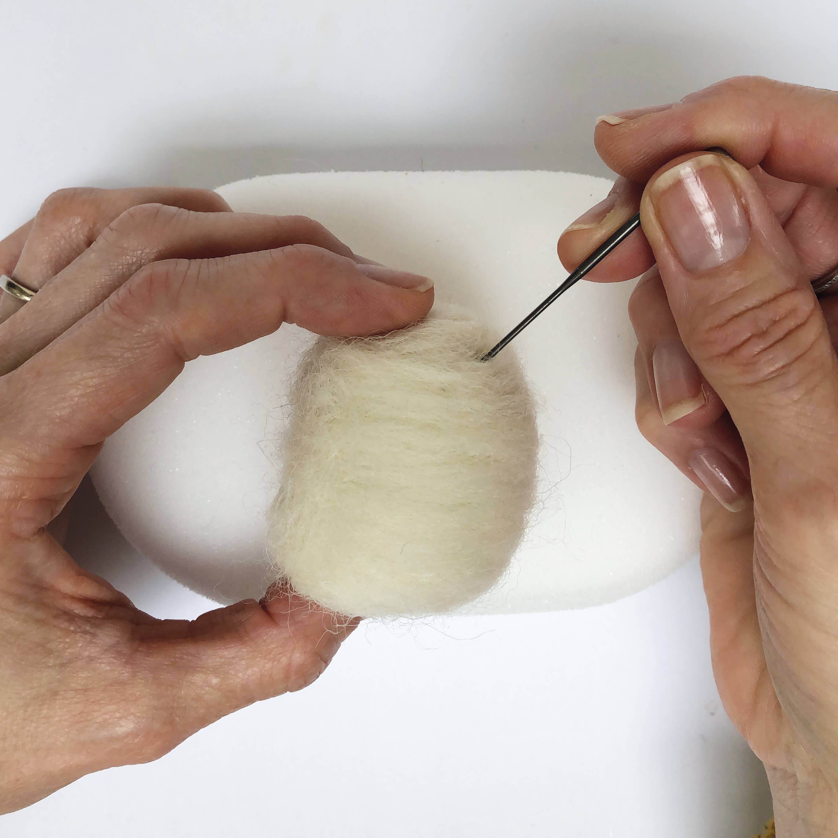 Bergin & Bath – wholesale Craft sewing kit – Needle Felting Kit - Owl7