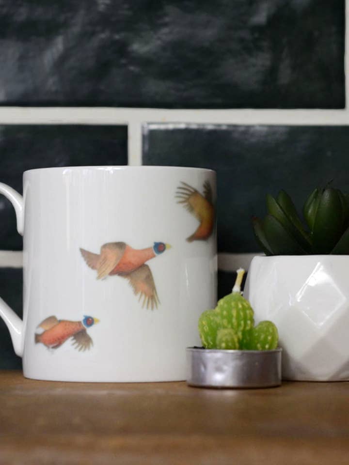 Mug Faisan en Porcelaine Fine pour la vente par Dimbleby Ceramics