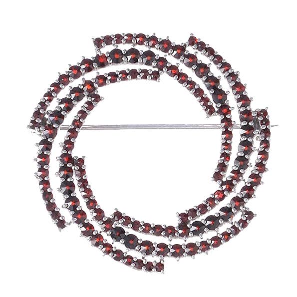 Spilla con Granato Boemo Rotondo#1 per la vendita all'ingrosso da parte di Madeka e.U.