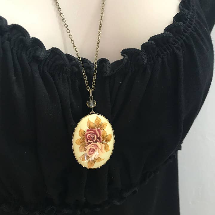 Botanical Bird - Wholesale Pendant/Charm Necklace - Rose cameo necklace, vintage porcelain cabochon pendant, 24"